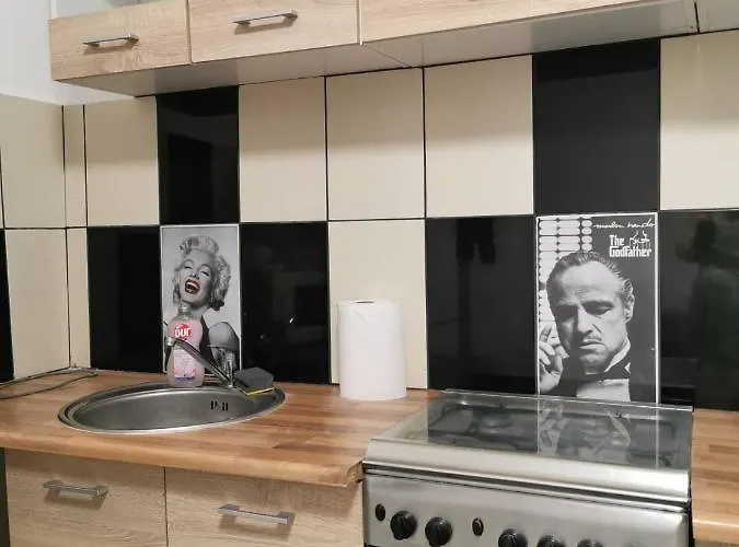 בית נופש Tifani *